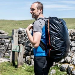 OMM RaceBase 70 Sac à dos, noir -Bagages Magasin omm racebase 70 backpack black 3