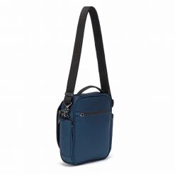 Pacsafe Metrosafe LS200 ECONYL Sac à bandoulière, noir 9 Pacsafe Metrosafe LS200 ECONYL Sac à bandoulière, noir -Bagages Magasin pacsafe metrosafe ls200 econyl crossbody bag econyl ocean 4